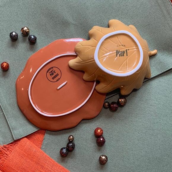 Pier 1 Fall Pumpkin Plate & Leaf Bowl, Stoneware, Petit Fours, Appetizers, set/2 - Picture 8 of 9